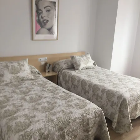 Pension Oviedo Οβιέδο