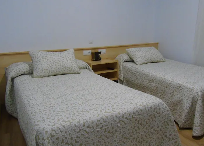 Pension Oviedo בית הארחה אוביידו